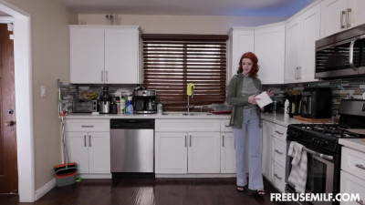 FreeUseMILF Ariel Darling Please Dont Go