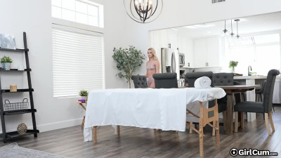 GirlCum Chloe Rose Deep Tissue Massage