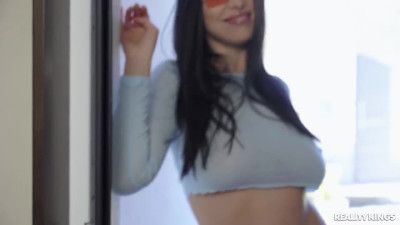 BigNaturals Kira Queen The New Girl