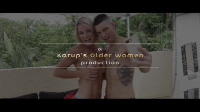 KarupsOW Helene Snow Dirty Blonde Mom FA