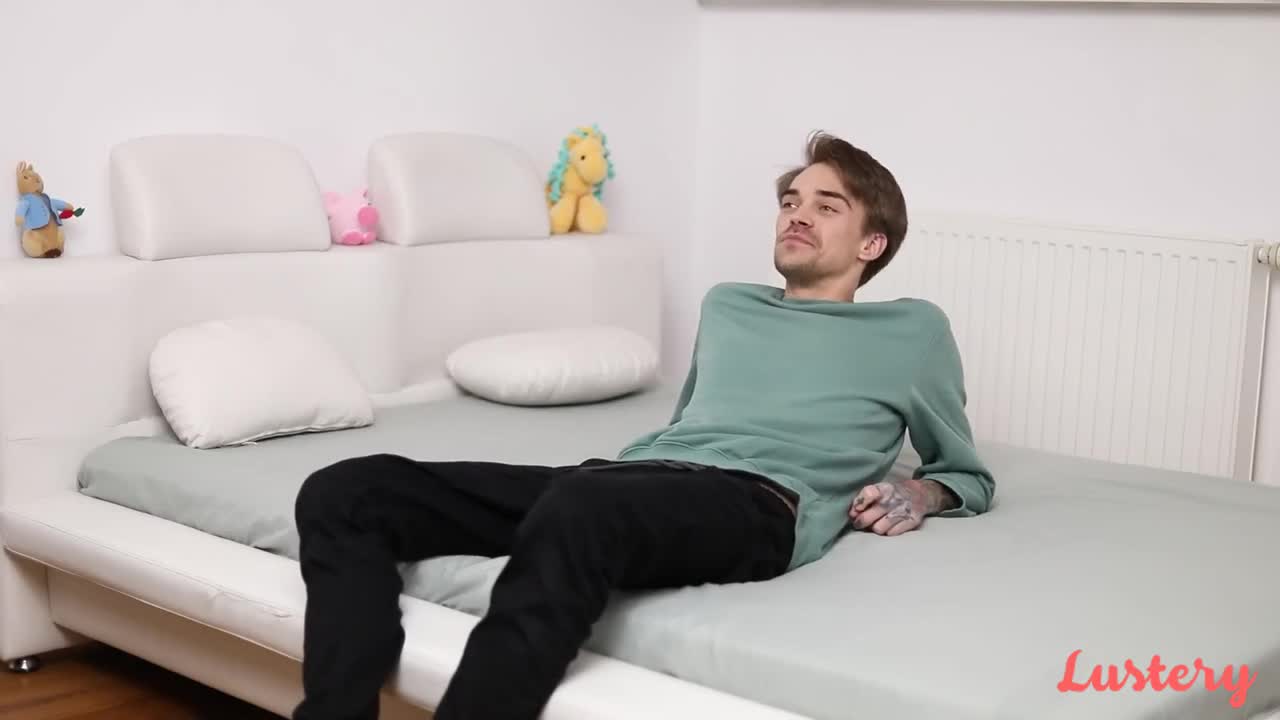 Lustery E Andrew And Mia Wonder Womanizer - Porn video | ePornXXX
