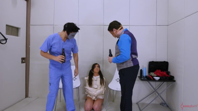 Assylum Gia Paige Anal Serving Wench