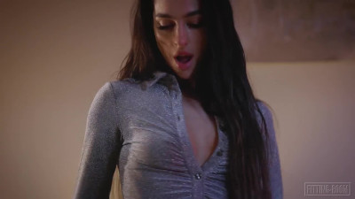 FittingRoom Kama Oxi Stunning Horny Teen