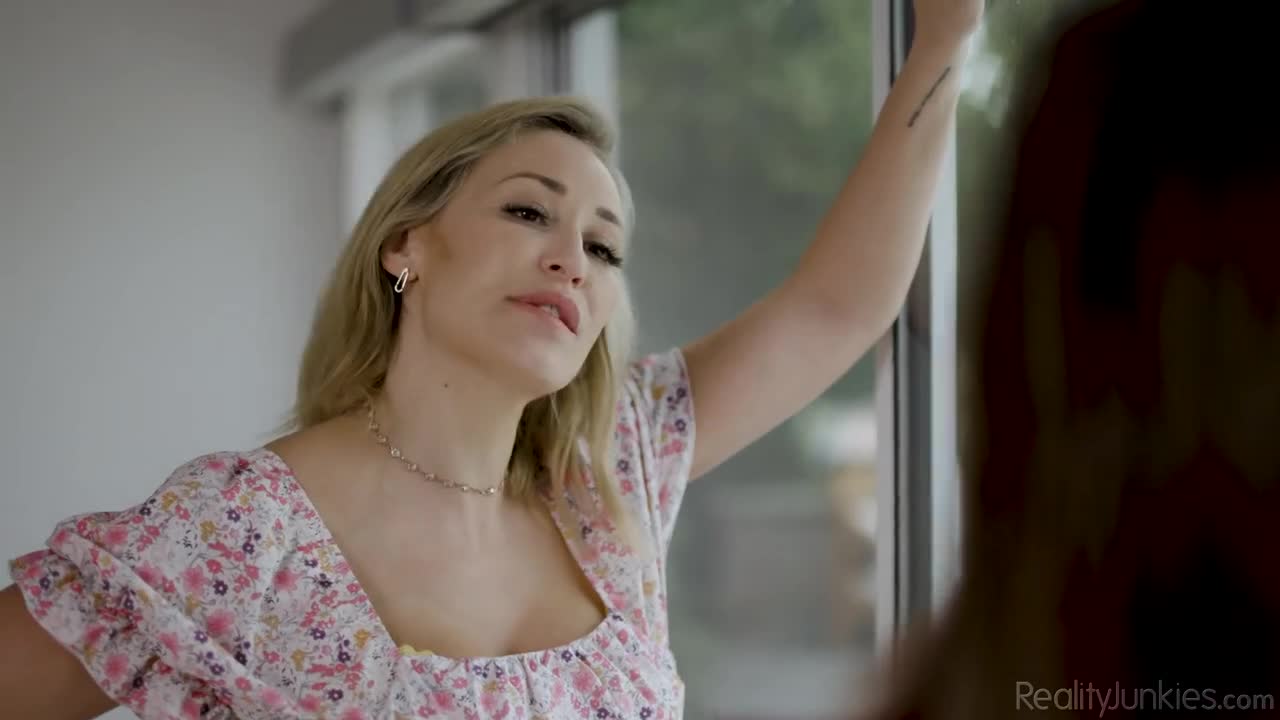 RealityJunkies Ryan Keely Mommy Does It Best - Porn video | ePornXXX