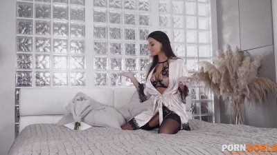 PornWorld Krystal Webb Solo