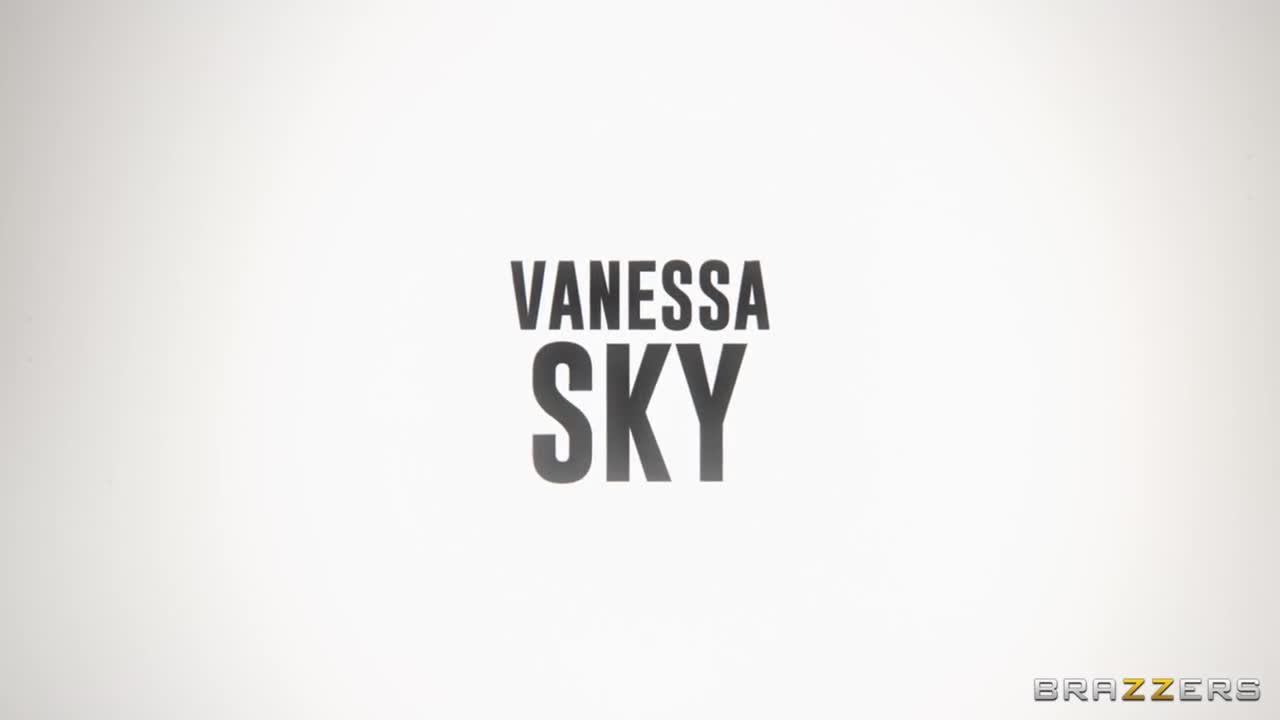 BrazzersExxtra Vanessa Sky Ready Rough And Eager To Please - Porn video | ePornXXX