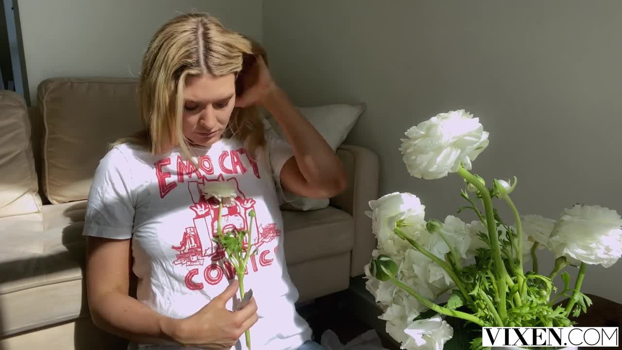 Vixen Romy Deselover Intimates Series - Porn video | ePornXXX