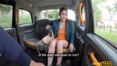 FakeTaxi Kiara Love