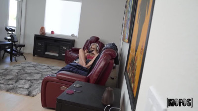 PervsOnPatrol Jazlyn Ray Horny Gamer Girl Got Pussy Juice On His Game