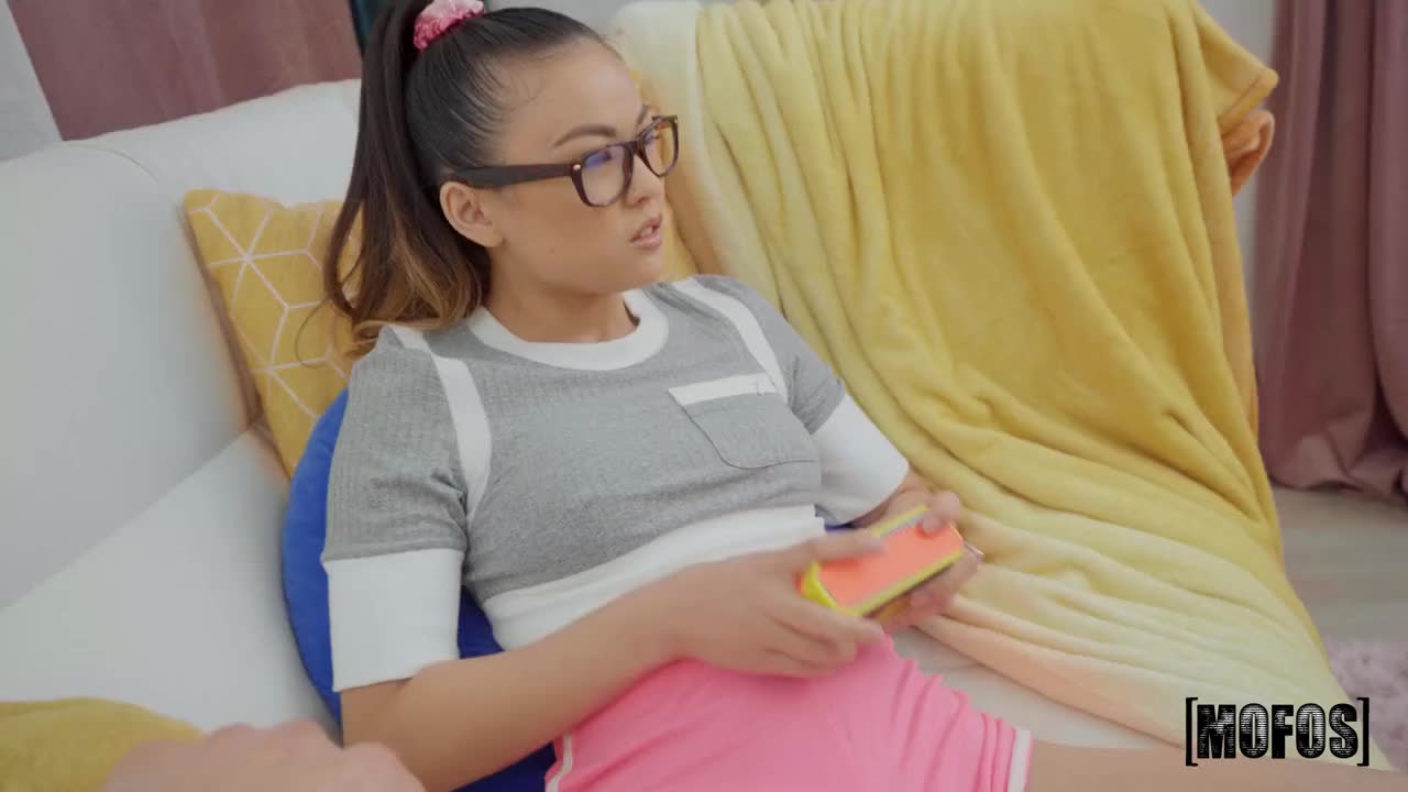 IKnowThatGirl Lulu Chu That Escalated Quickly - Porn video | ePornXXX