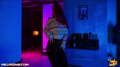 ManyVids MollyRedWolf Insatiable Hippie Girl At Your House