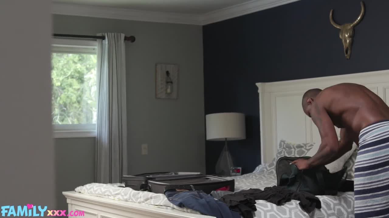 Family Mina Luxx - Porn video | ePornXXX