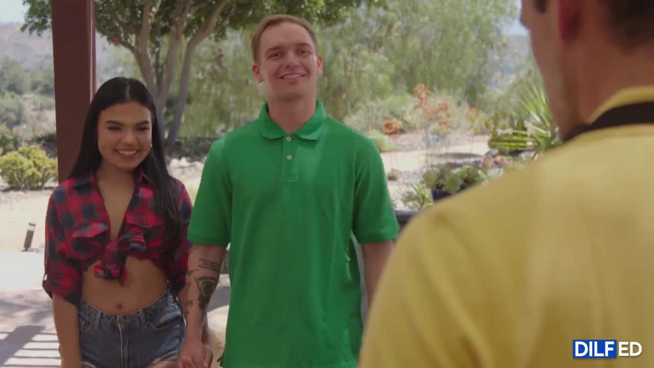 Dilfed Summer Col Hot Dickity Dog - Porn video | ePornXXX
