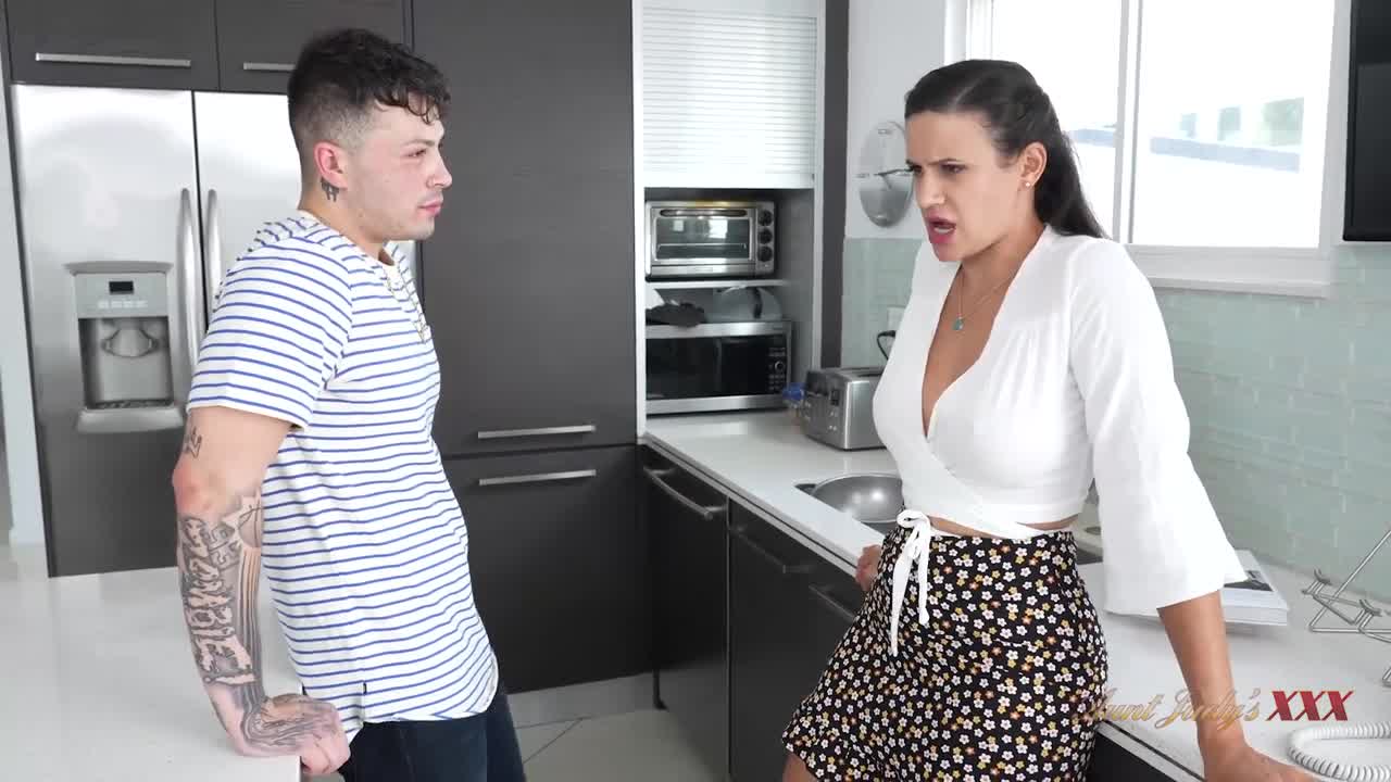 AuntJudys Penny Barber - Porn video | ePornXXX