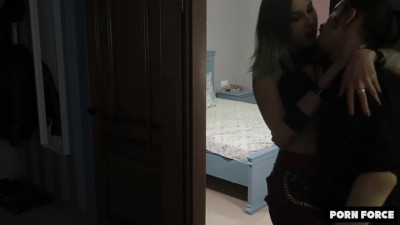 PornForce Laruna Mave I Caught My Sister Getting Fucked By Her BF