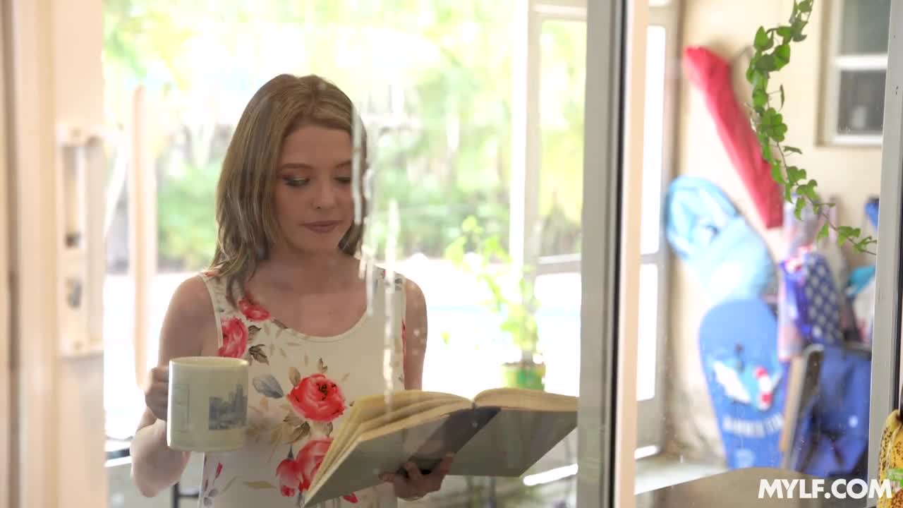 MomDrips Tiffany Fox Ill Help You Out - Porn video | ePornXXX