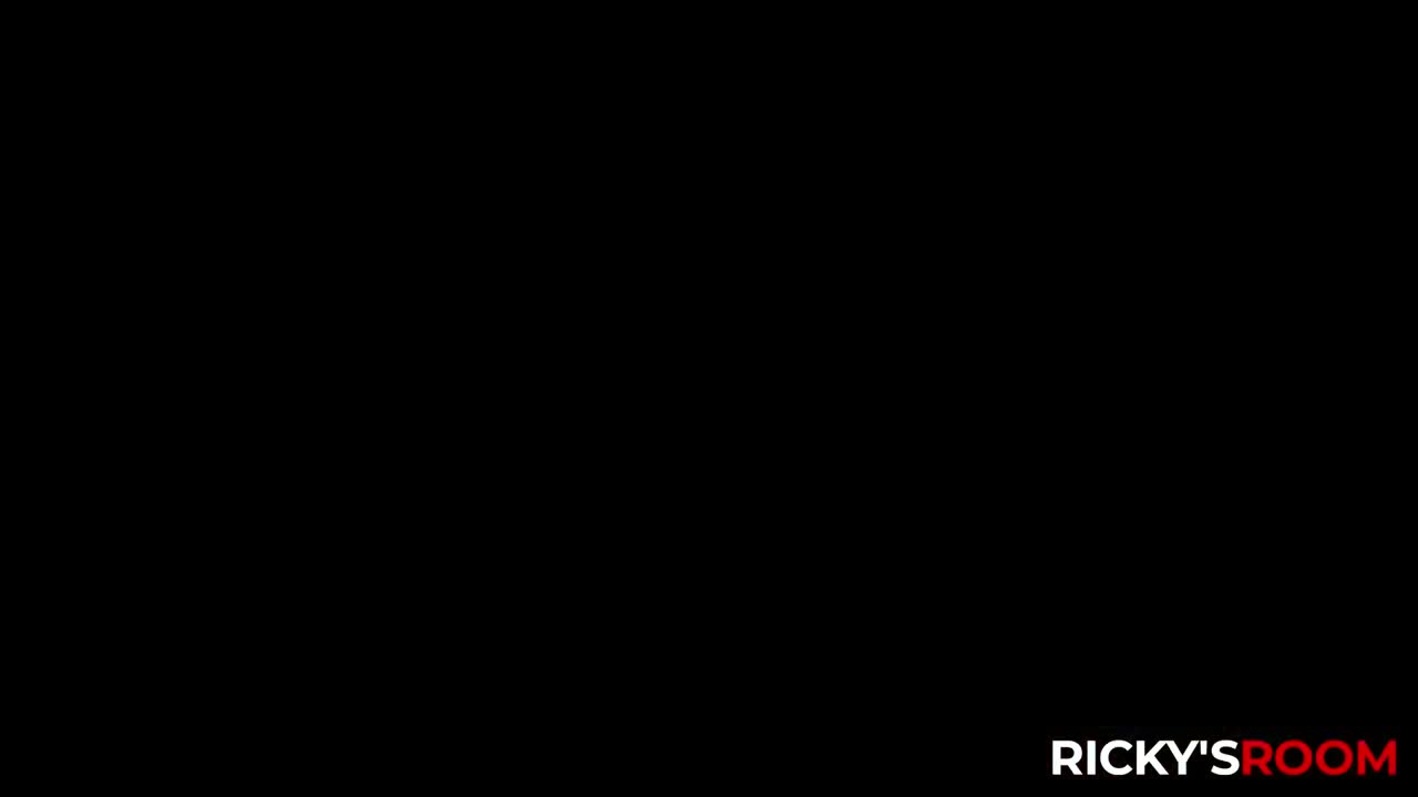 RickysRoom Mia Moore And Zerella Skies - Porn video | ePornXXX