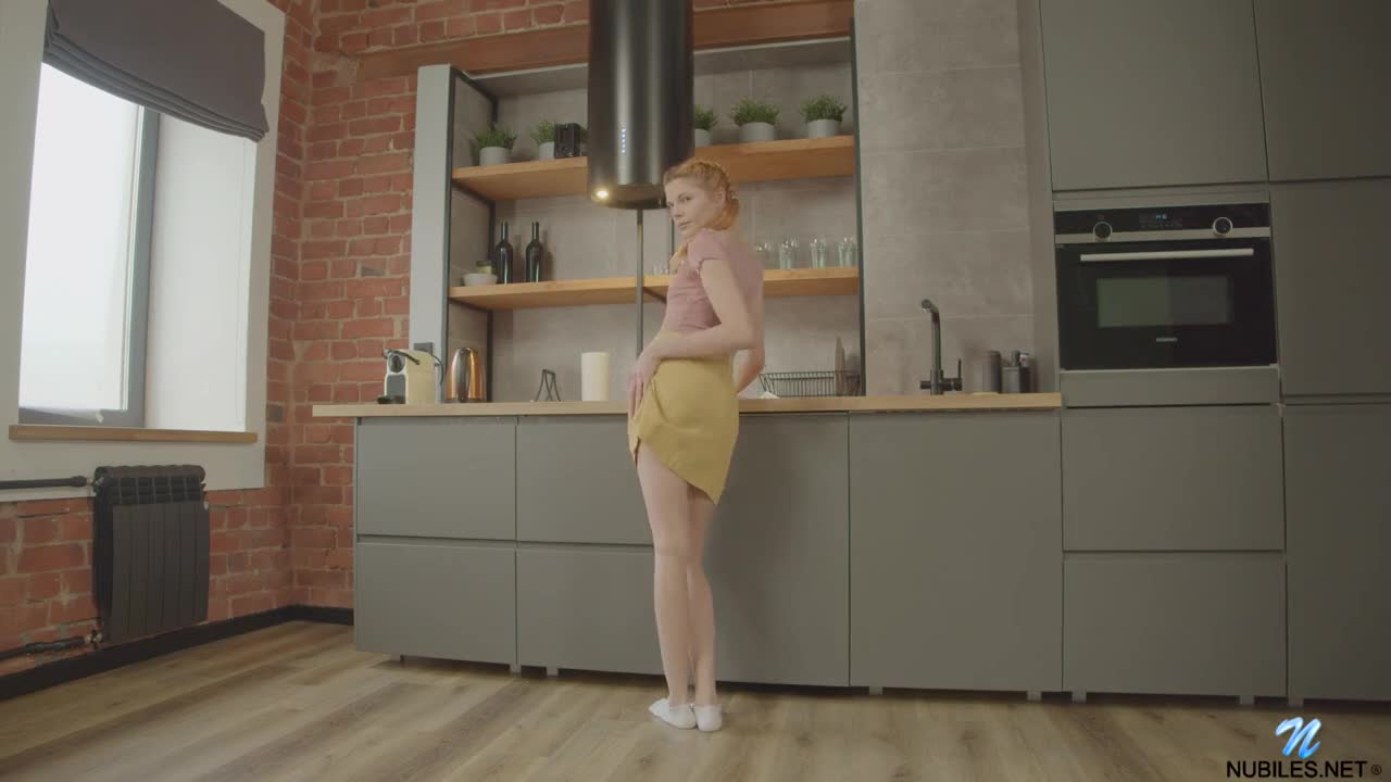 Nubiles Hungry Fox Hungry For Love - Porn video | ePornXXX