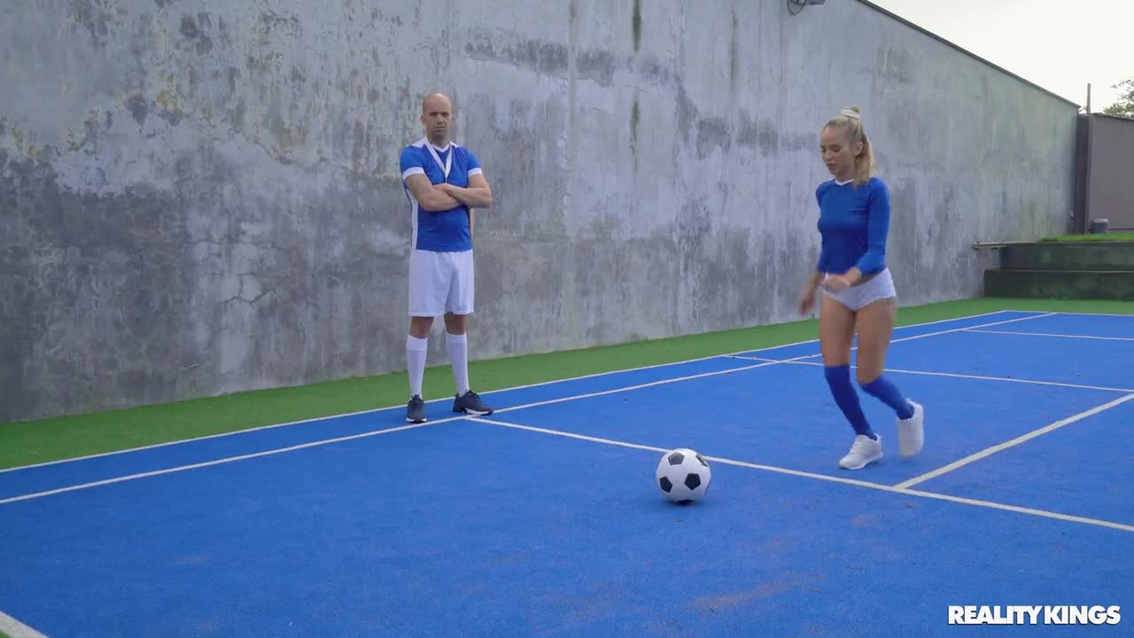 RKPrime Geishakyd Fellatio Over Football - Porn video | ePornXXX