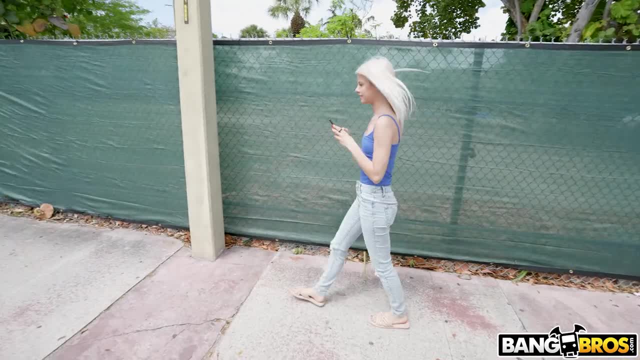 BangBus Luna Fae - Porn video | ePornXXX