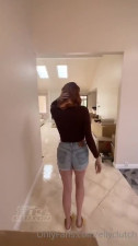 OnlyFans Elly Clutch BG On Couch