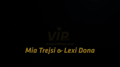 VIPissy Lexi Dona And Mia Trejsi Streams In The Shower