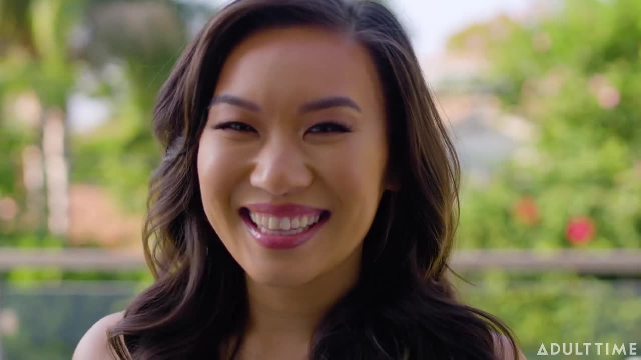 AdultTime Kimmy Kimm Up Close With Kimmy Kimm - Porn video | ePornXXX