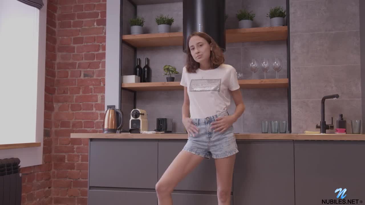 Nubiles Regina Moonshine Feeling Myself - Porn video | ePornXXX