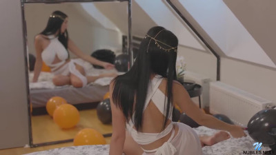 Nubiles Simon Kitty My Goddess