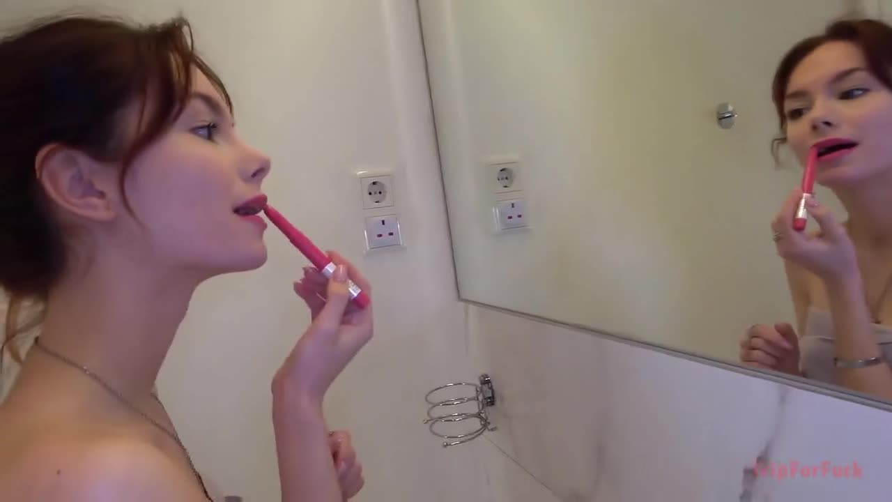 TripForFuck Liz Ocean Handjob Cum Shot On Her Beautiful Belly - Porn video | ePornXXX