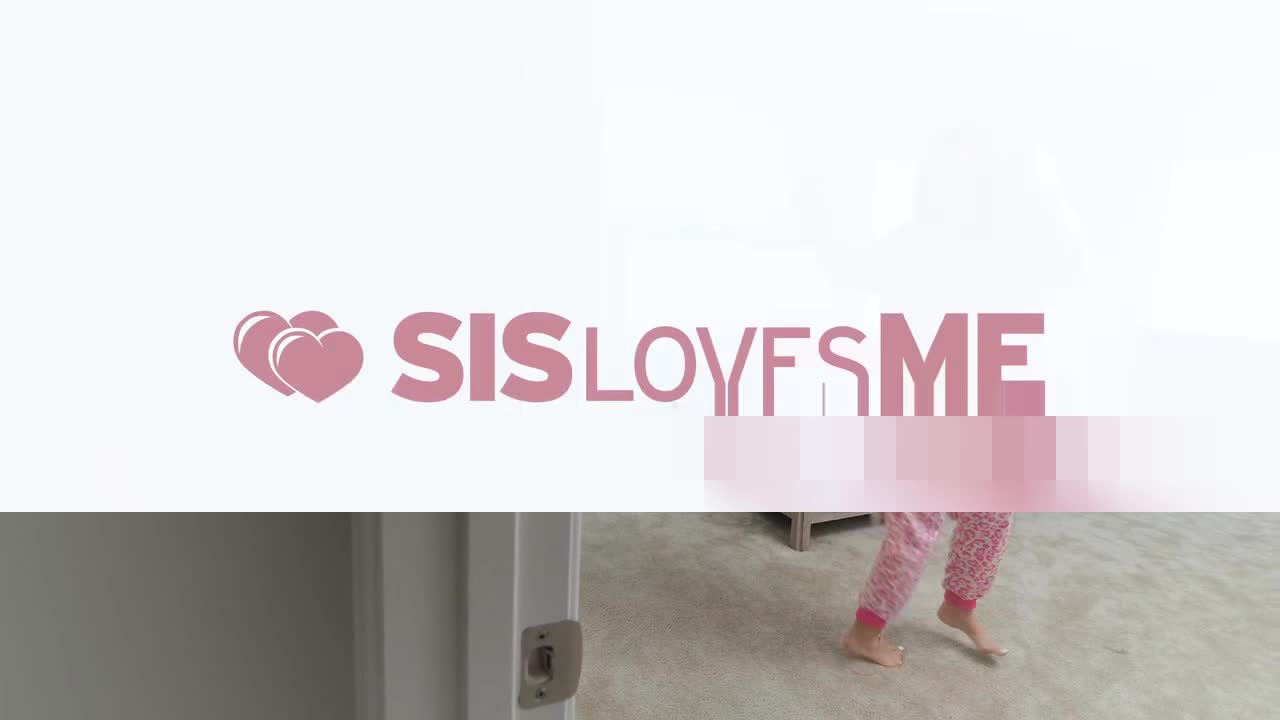 SisLovesMe Jade Kimiko Prepping Her For Her First Time - Porn video | ePornXXX