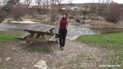 JacquieEtMichelTV Manea Wanted To Take Action FRENCH