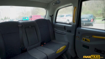 FakeTaxi Adriana Rys