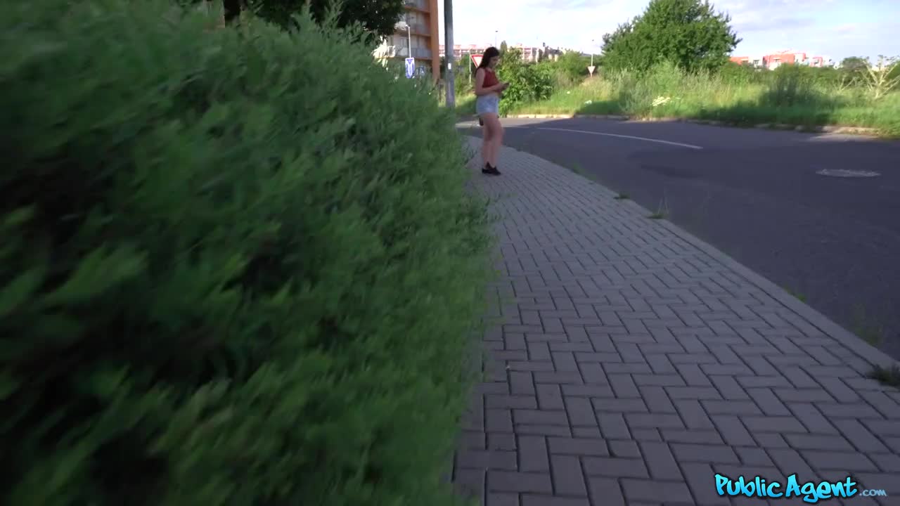 PublicAgent Little Eliss - Porn video | ePornXXX