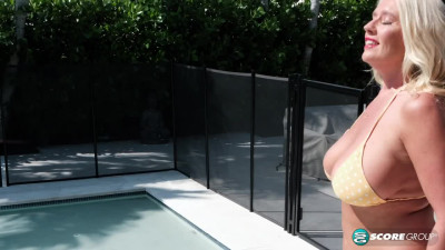 PornMegaLoad Maddie Cross An Ass You Cant Refuse