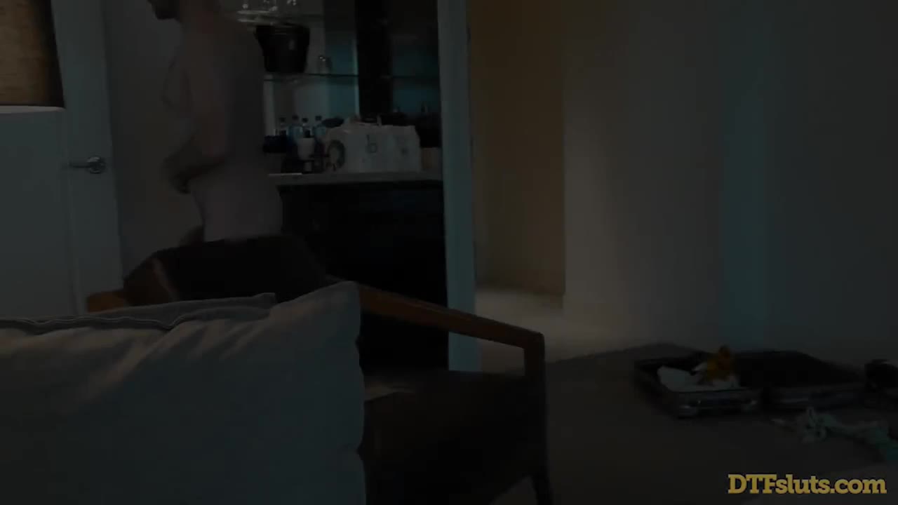DTFSluts Kenna James And Abbie Maley Feasting On Cock - Porn video | ePornXXX