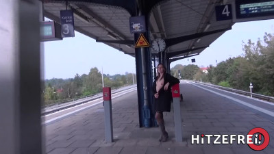 Hitzefrei Violetta Price GERMAN