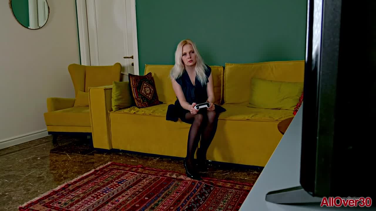 AllOver Ellie Solar And Veronica S Ladies On Ladies - Porn video | ePornXXX