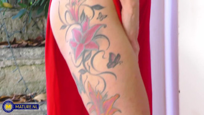 MatureNL Eva Strong Masturbating MILF