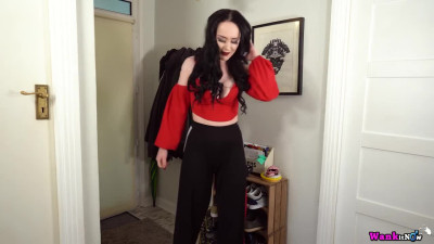 WankItNow Ellie Louise Instagram Wank