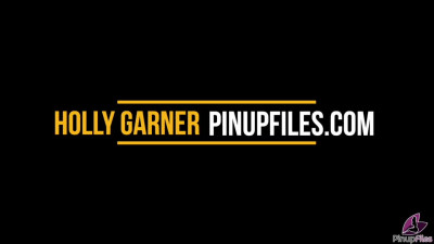 PinupFiles Holly Garner Pretty Periwinkle