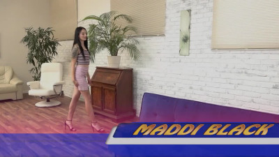 WetAndPuffy Maddi Black Gaping Debut