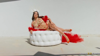 BrazzersExxtra Luna Star Perfection In Pearls