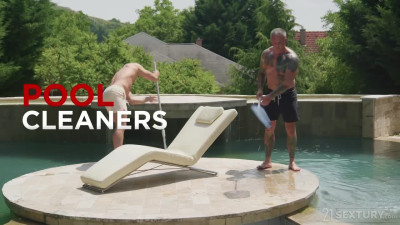 DPFanatics Kiara Lord Pool Cleaners