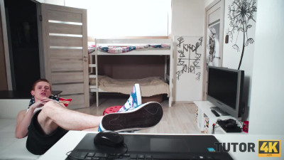 TutorK E Fillicia Red