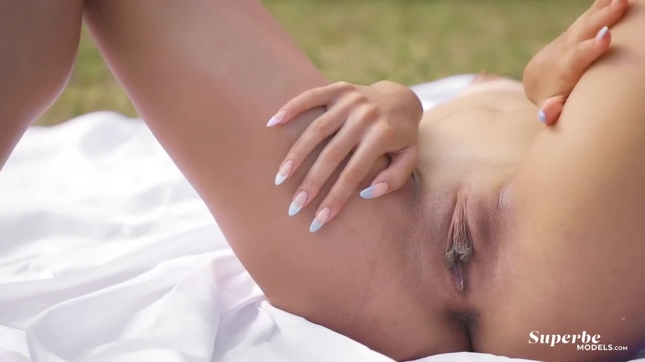 SuperbeModels Victoria Mur Liquid Ecstasy - Porn video | ePornXXX