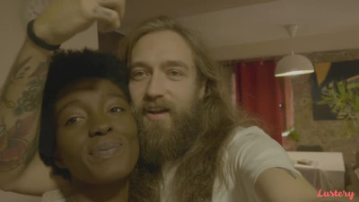 Lustery E Annika And Johnny Plug And Play