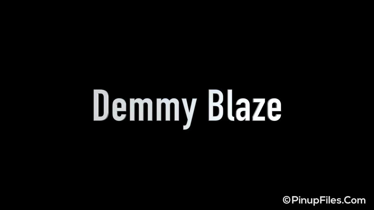 PinupFiles Demmy Blaze Christmas - Porn video | ePornXXX