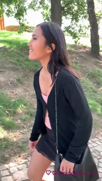 GlaminoGirls May Thai Video Likes To Get Fucked On Public VERTICAL - Porn video | ePornXXX