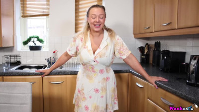 WankItNow Beth MILF Jerk